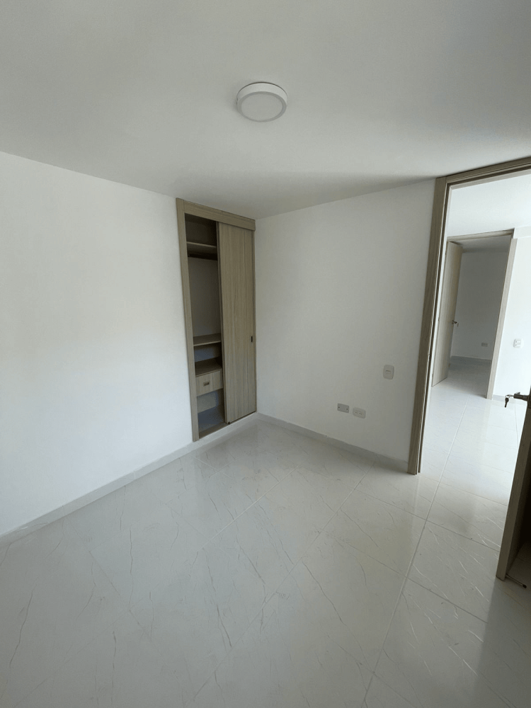 a52259d2-dc34-406f-9ea3-9e5d231901f7