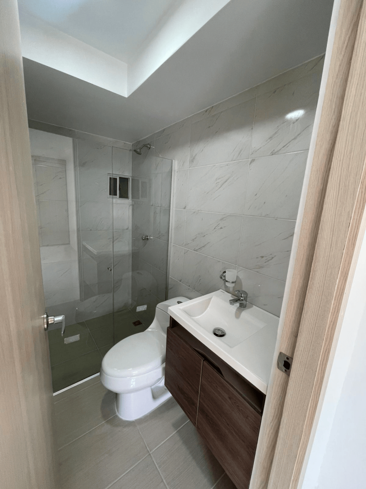 d50daf29-f5ef-4963-9299-e757608fcc24