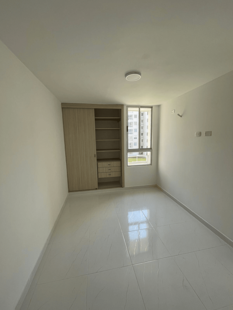 ea52a4d2-0236-4e18-9187-d836ecef188f