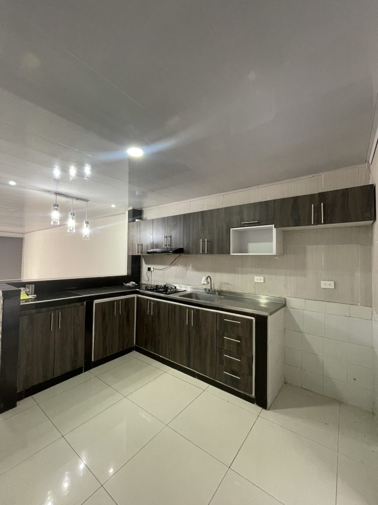 20241004_203018213_iOS