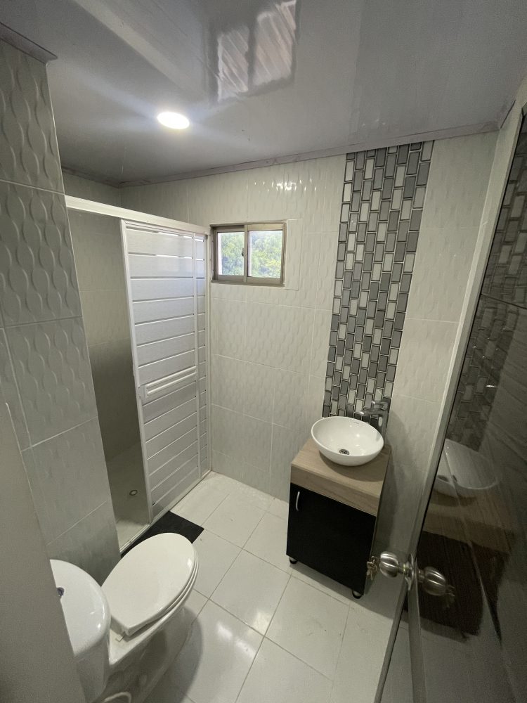 20241004_203326916_iOS