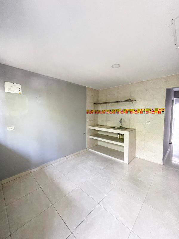 20240810_234403723_iOS