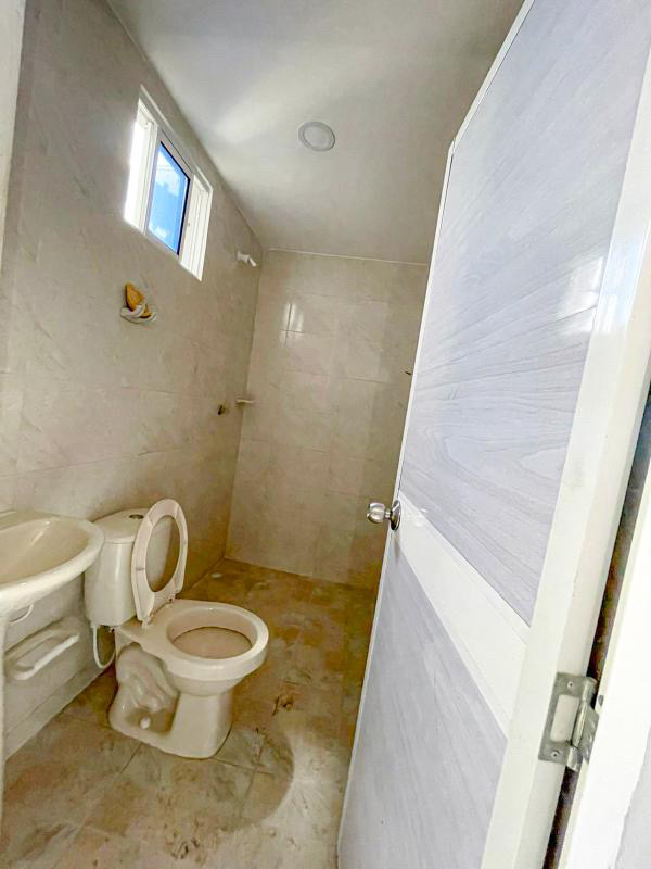 20240810_234409987_iOS